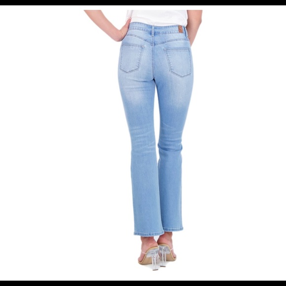 Flare high rise jeans - Picture 4 of 7